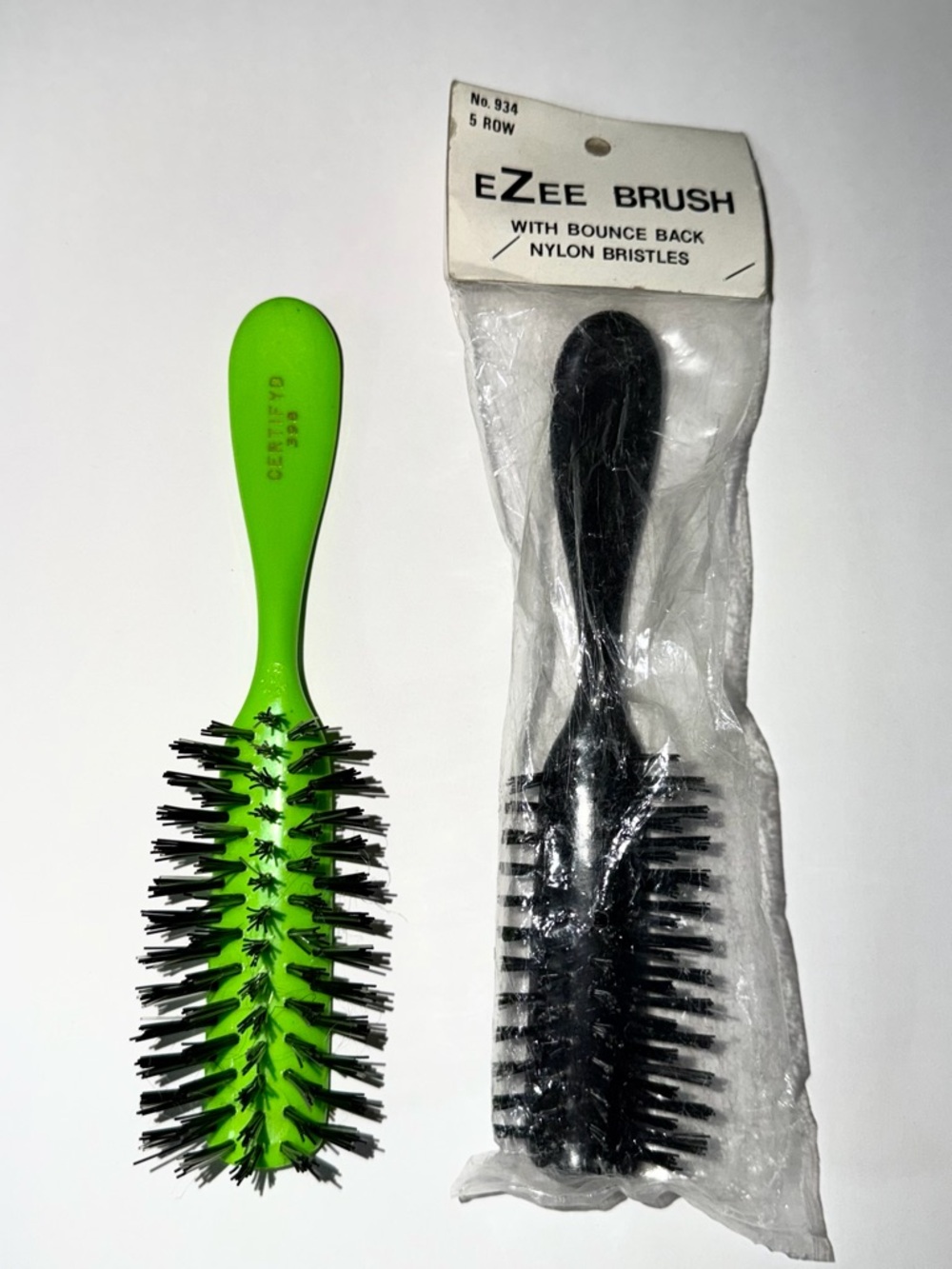 VTG CERTIFYD 398 Professional Styling Hair Brush Green & EZEE Brush NEW 7.5”T